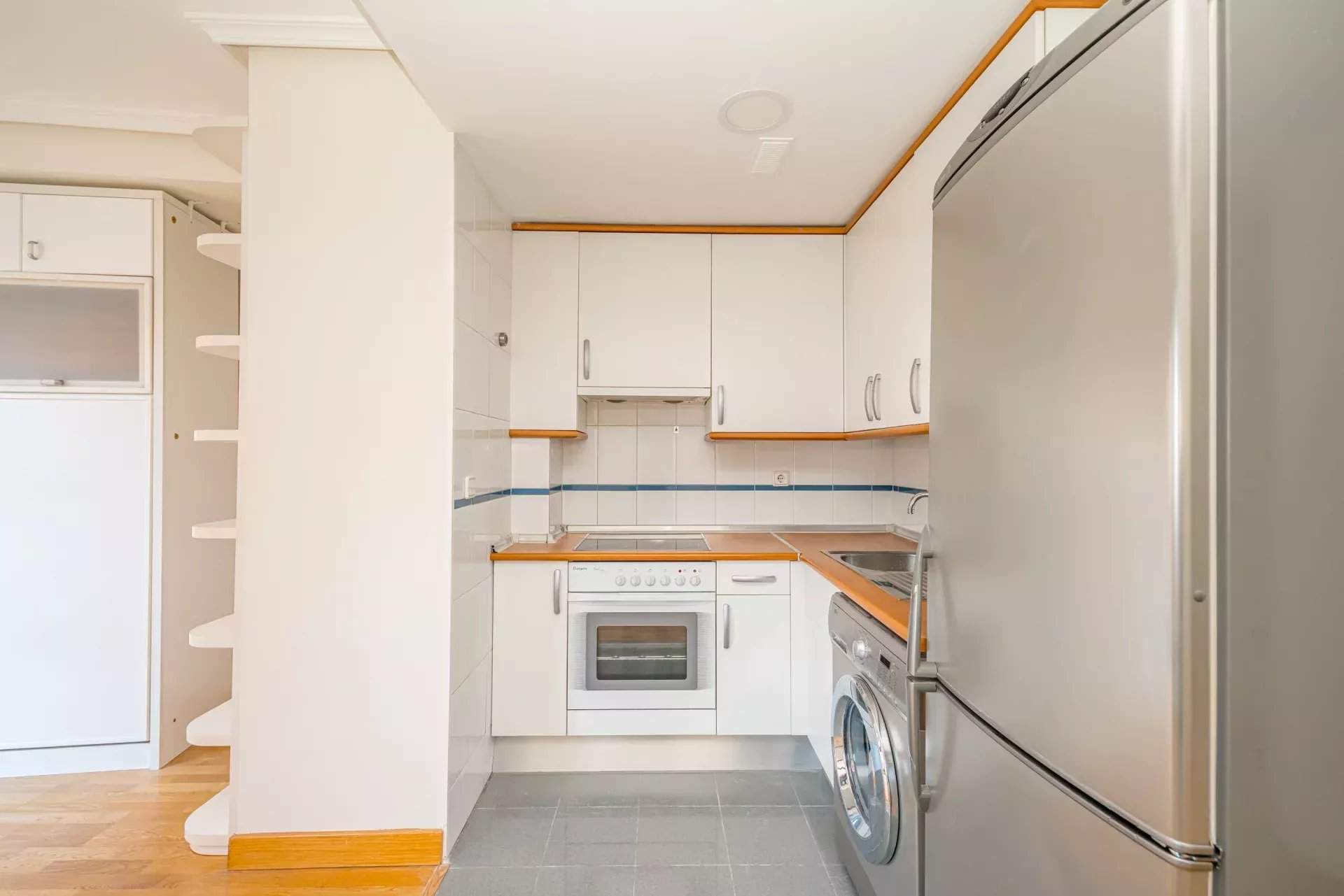 Madrid  - Apartment 1 Bedroom - picture 11