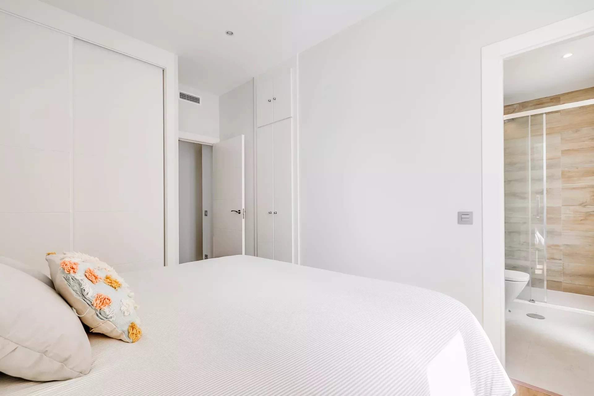 Madrid  - Apartment 3 Bedrooms - picture 20