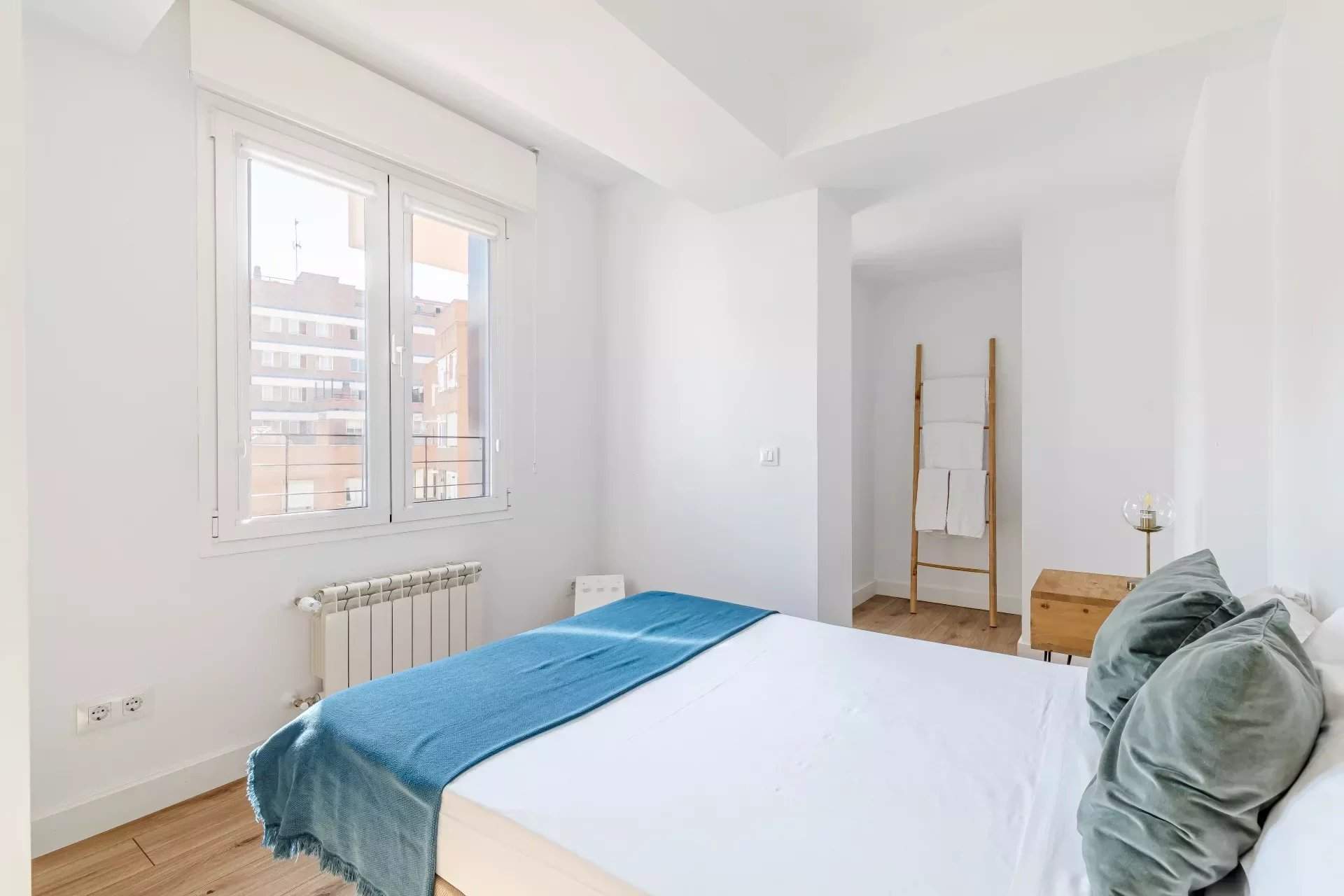 Madrid  - Apartment 1 Bedroom - picture 12