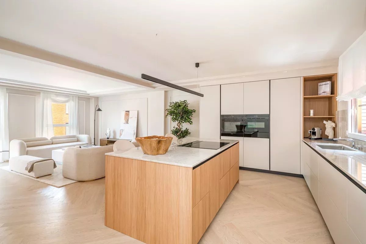 Madrid  - Apartment 3 Bedrooms - picture 12