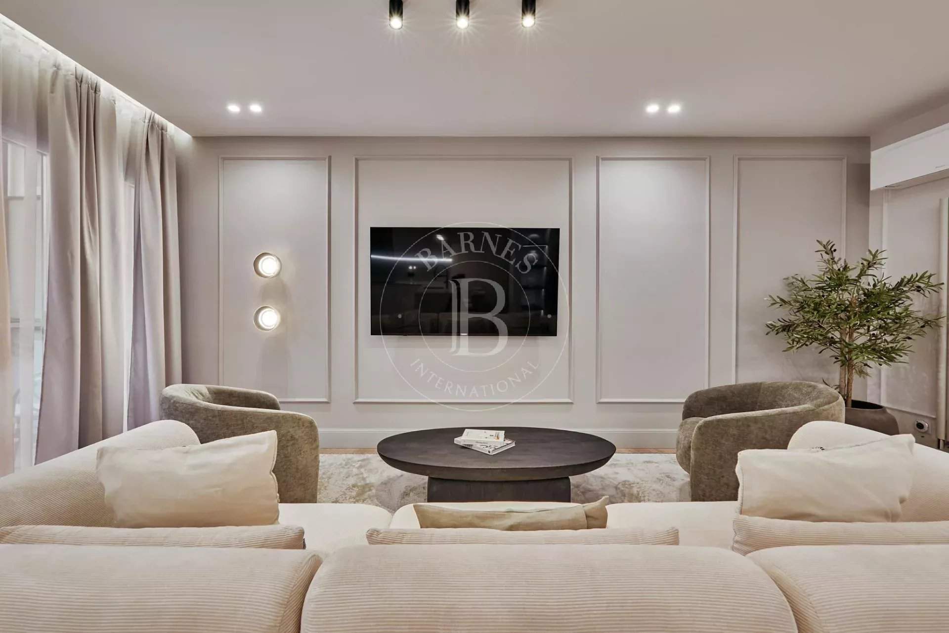 Madrid  - Apartment 3 Bedrooms - picture 11