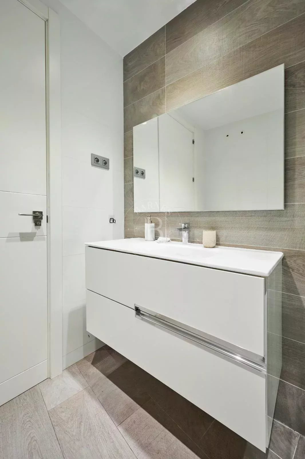 Madrid  - Apartment 4 Bedrooms - picture 11