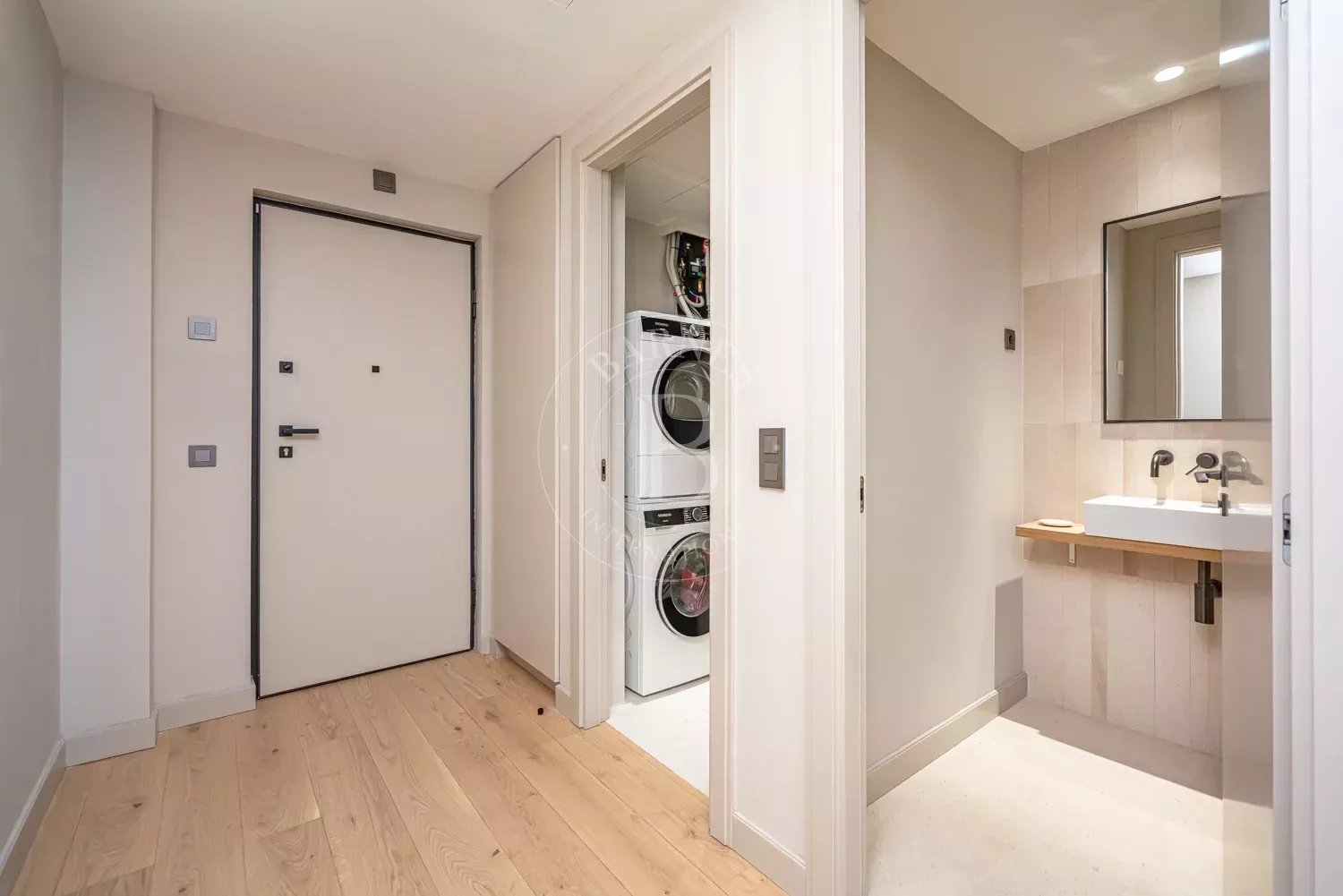 Madrid  - Apartment 3 Bedrooms - picture 8