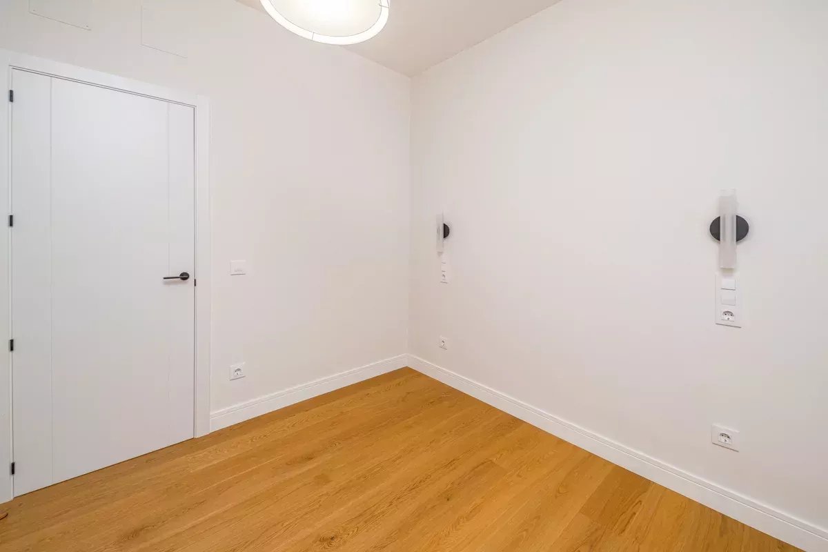 Madrid  - Apartment 2 Bedrooms - picture 14