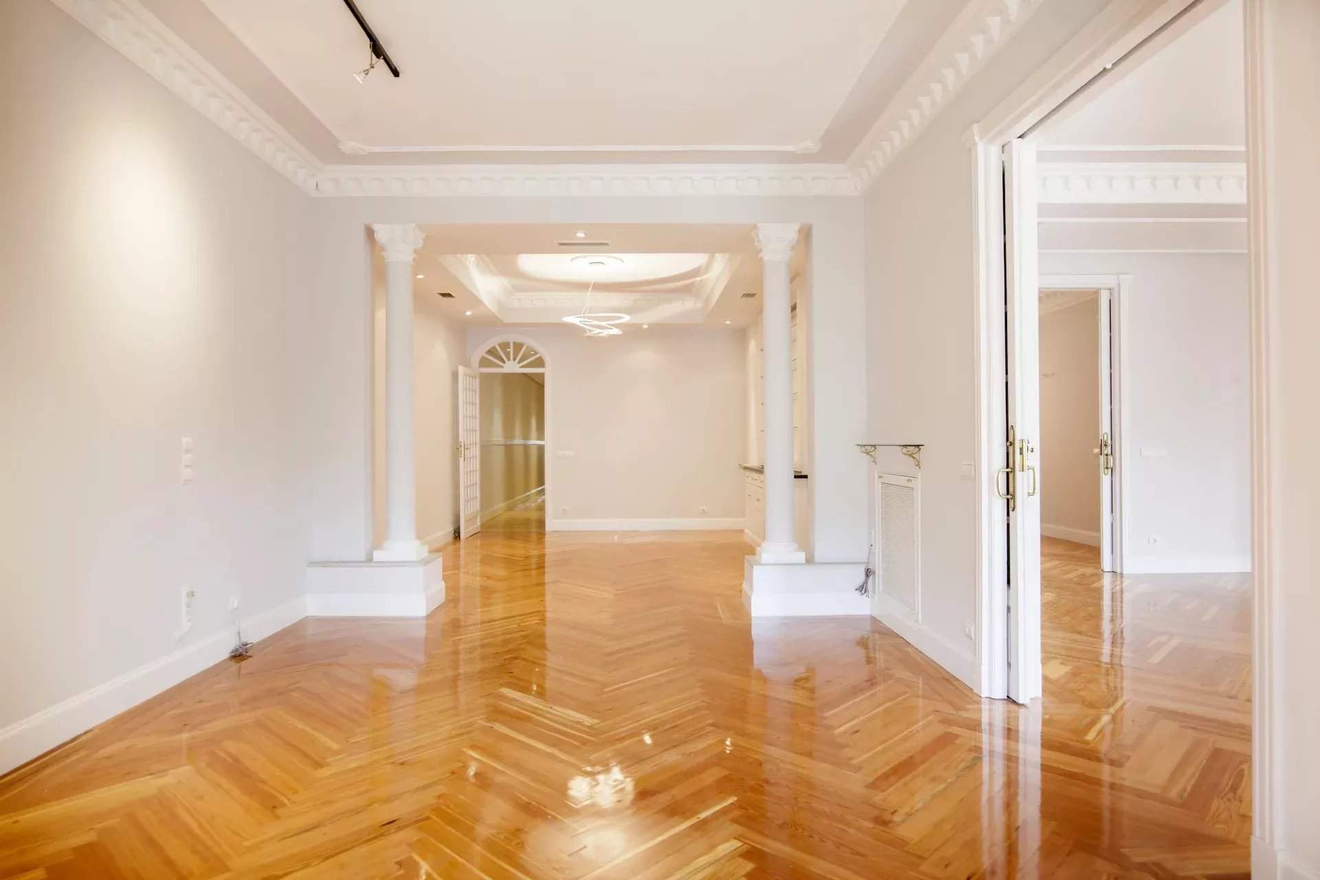 Madrid  - Appartement 5 Pièces 4 Chambres - picture 12