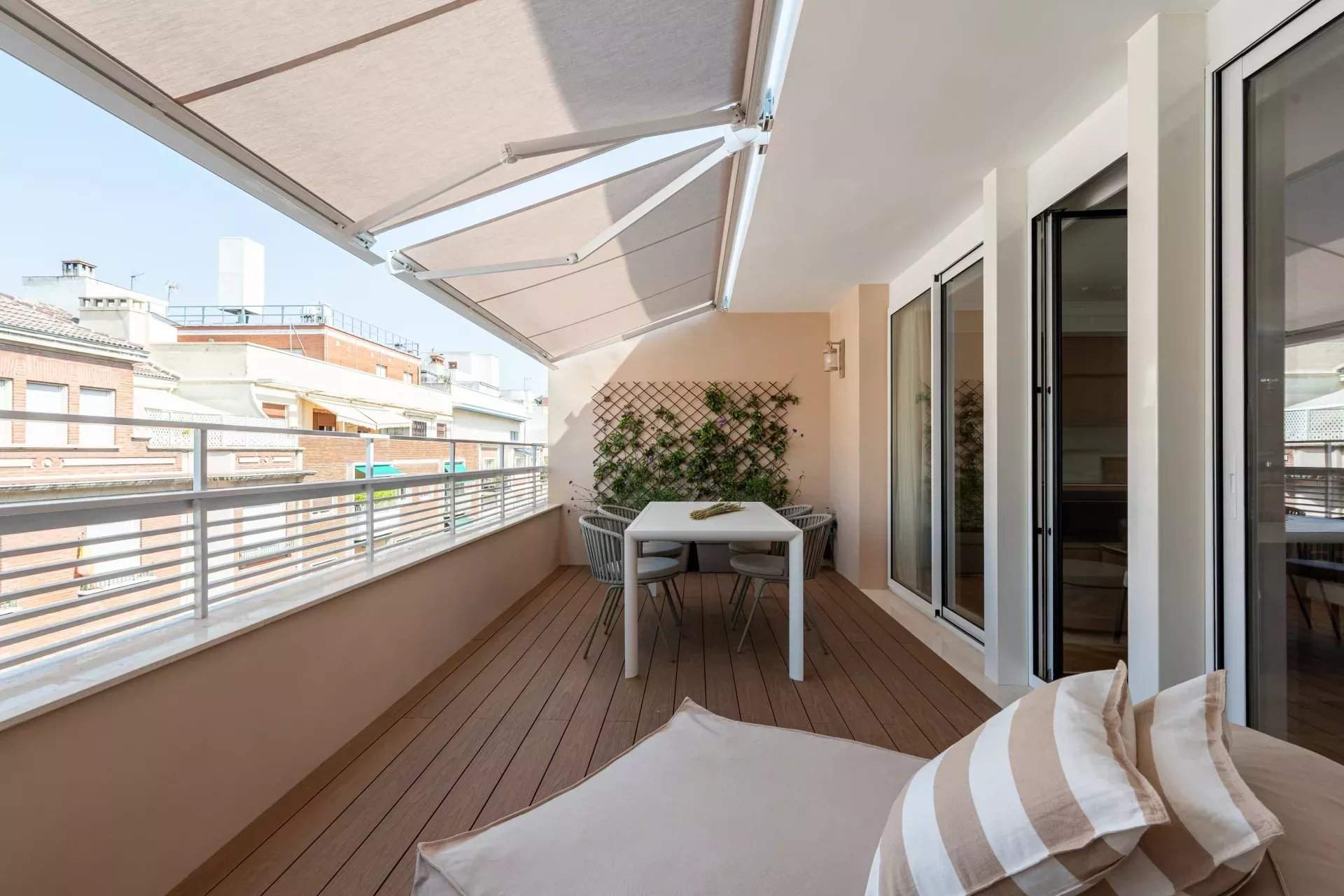 Madrid  - Penthouse 2 Bedrooms - picture 12