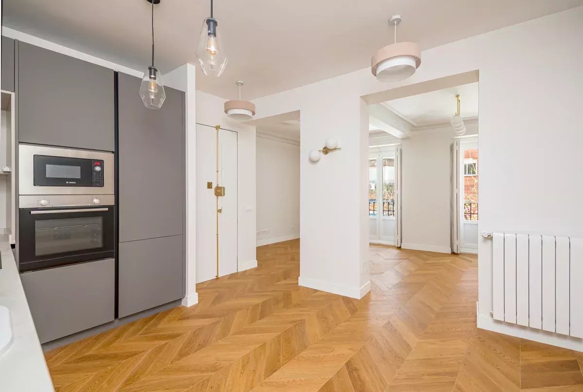 Madrid  - Apartment 2 Bedrooms - picture 1