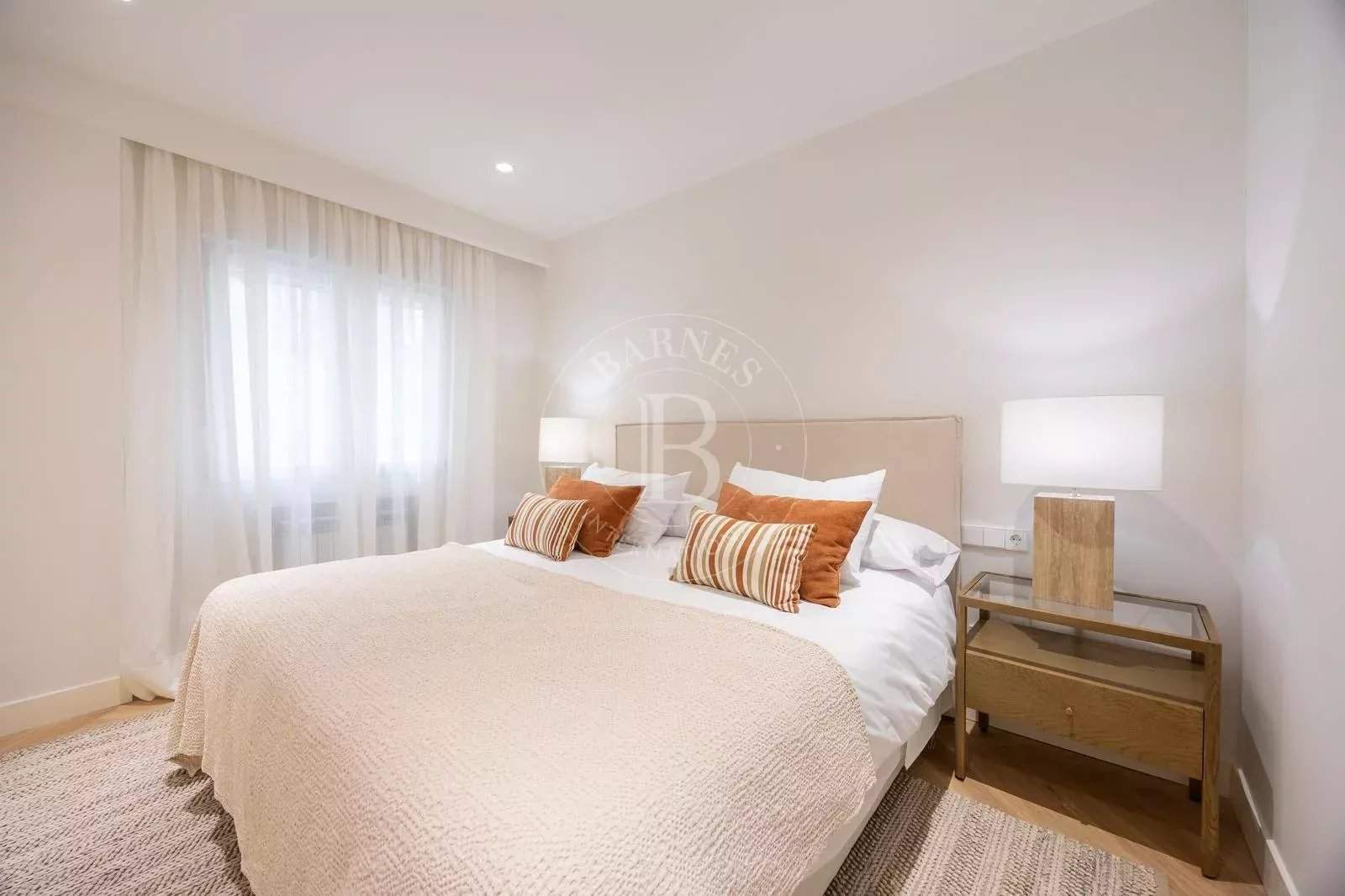 Madrid  - Apartment 3 Bedrooms - picture 14