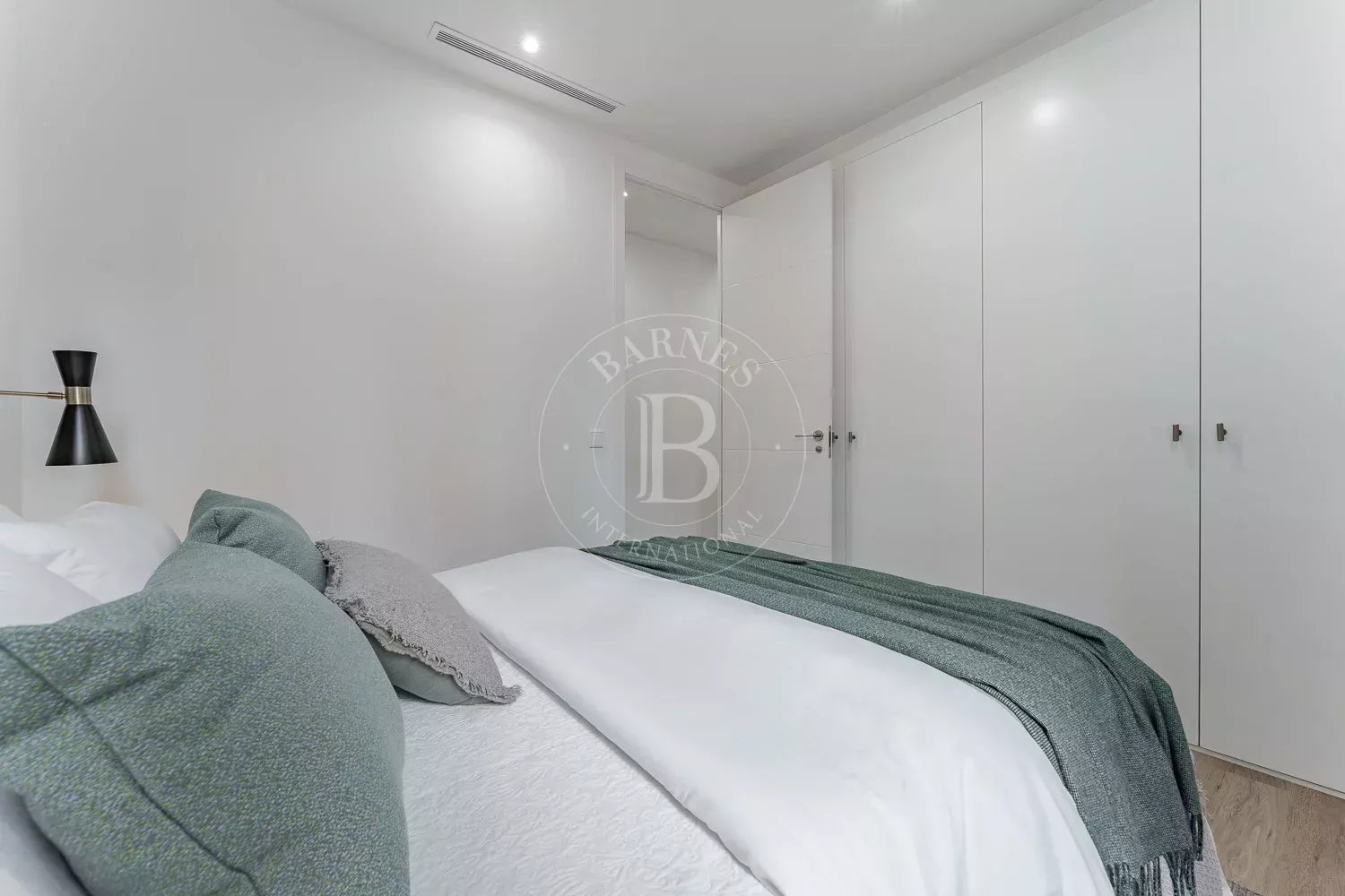 Madrid  - Penthouse 3 Bedrooms - picture 16