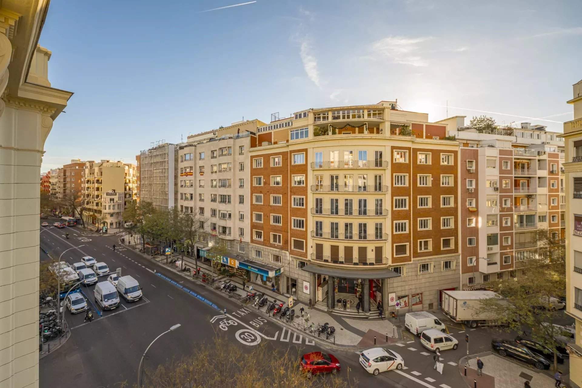 Madrid  - Apartment 3 Bedrooms - picture 17