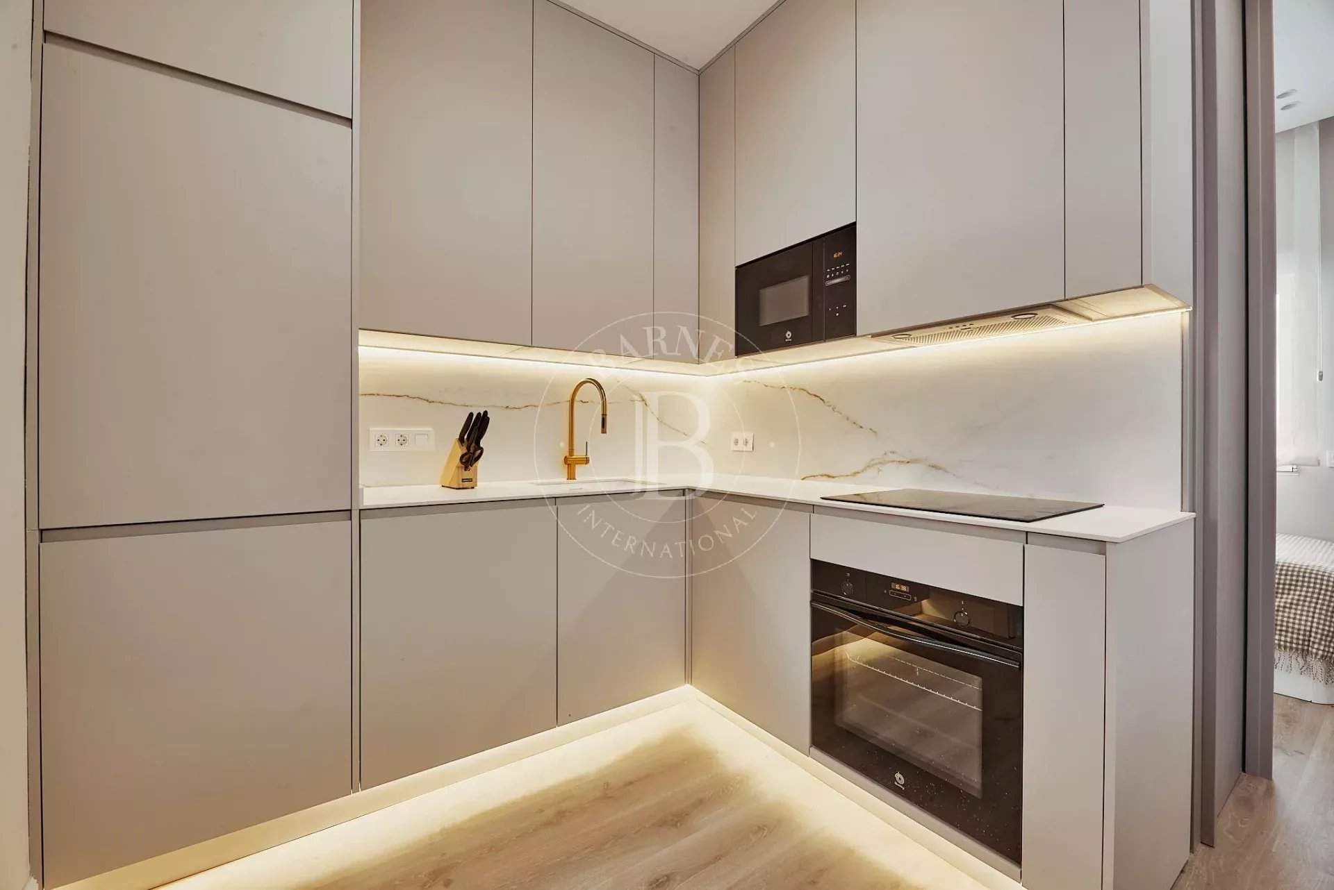 Madrid  - Apartment 2 Bedrooms - picture 1