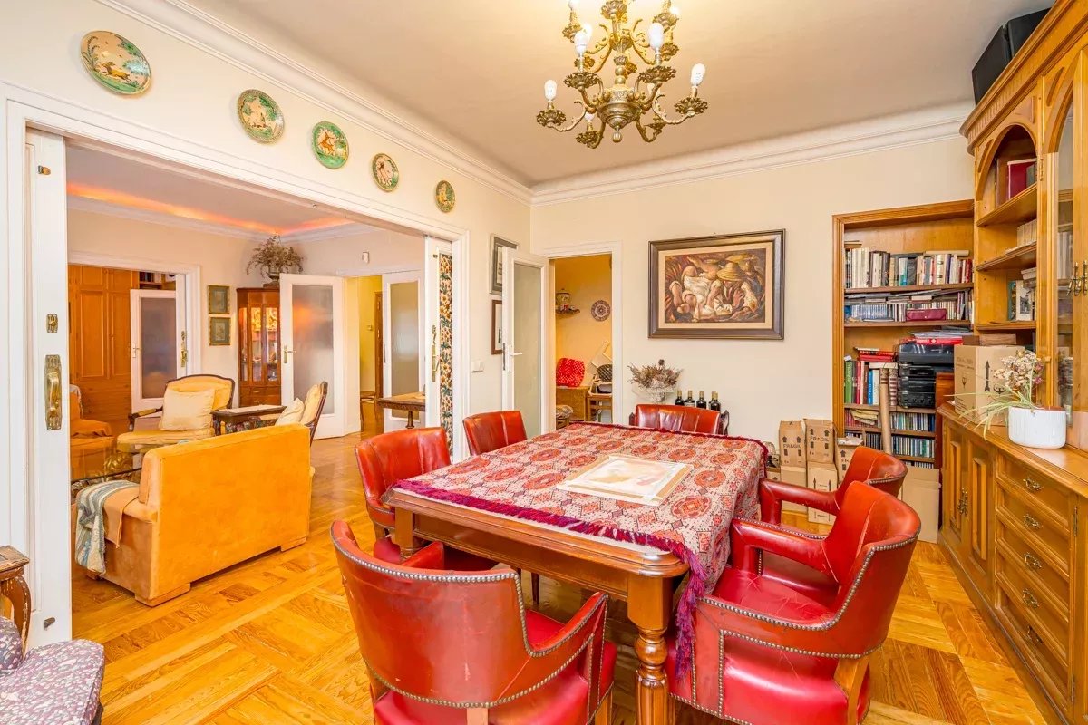 Madrid  - Piso 3 Cuartos 4 Habitaciones - picture 2