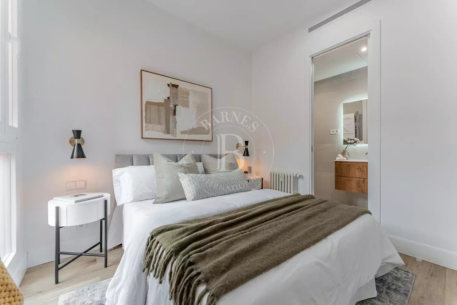 Madrid  - Penthouse 3 Bedrooms - picture 11