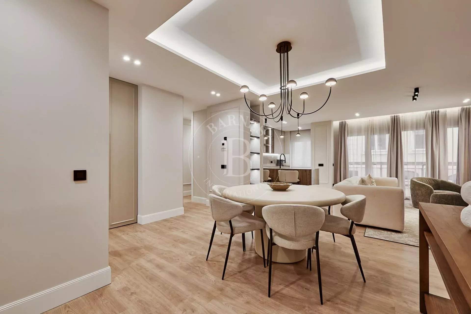 Madrid  - Apartment 3 Bedrooms - picture 13