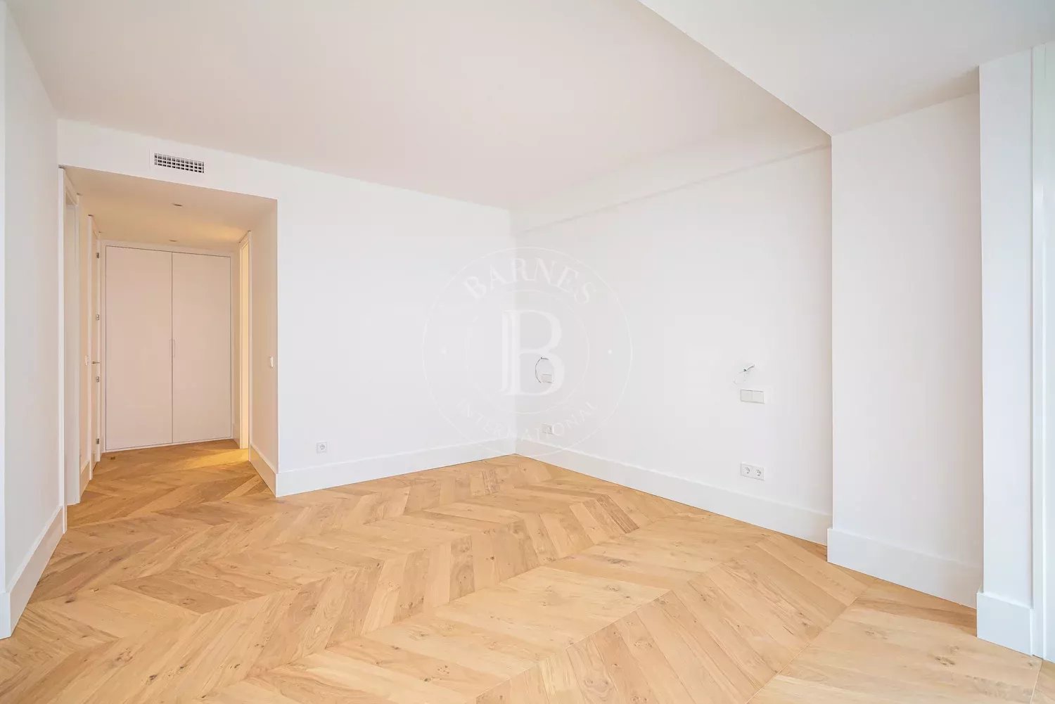 Madrid  - Apartment 3 Bedrooms - picture 7