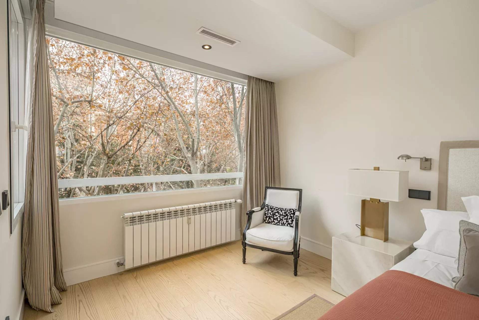 Madrid  - Apartment 4 Bedrooms - picture 16