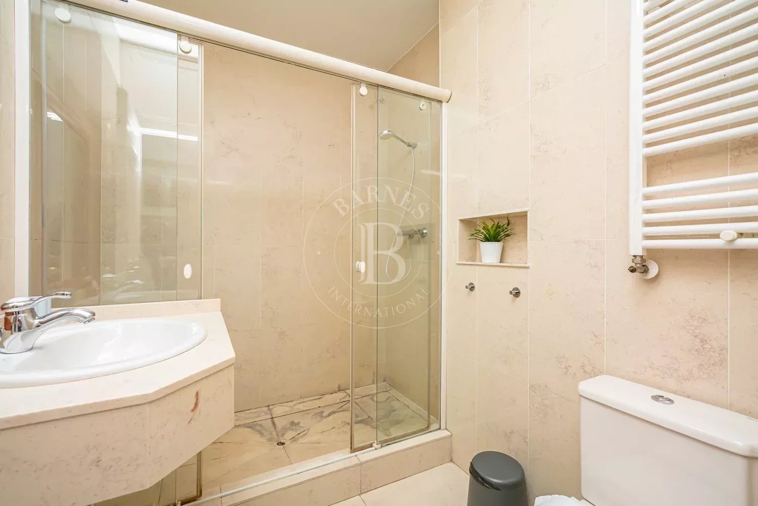 Madrid  - Apartment 4 Bedrooms - picture 14