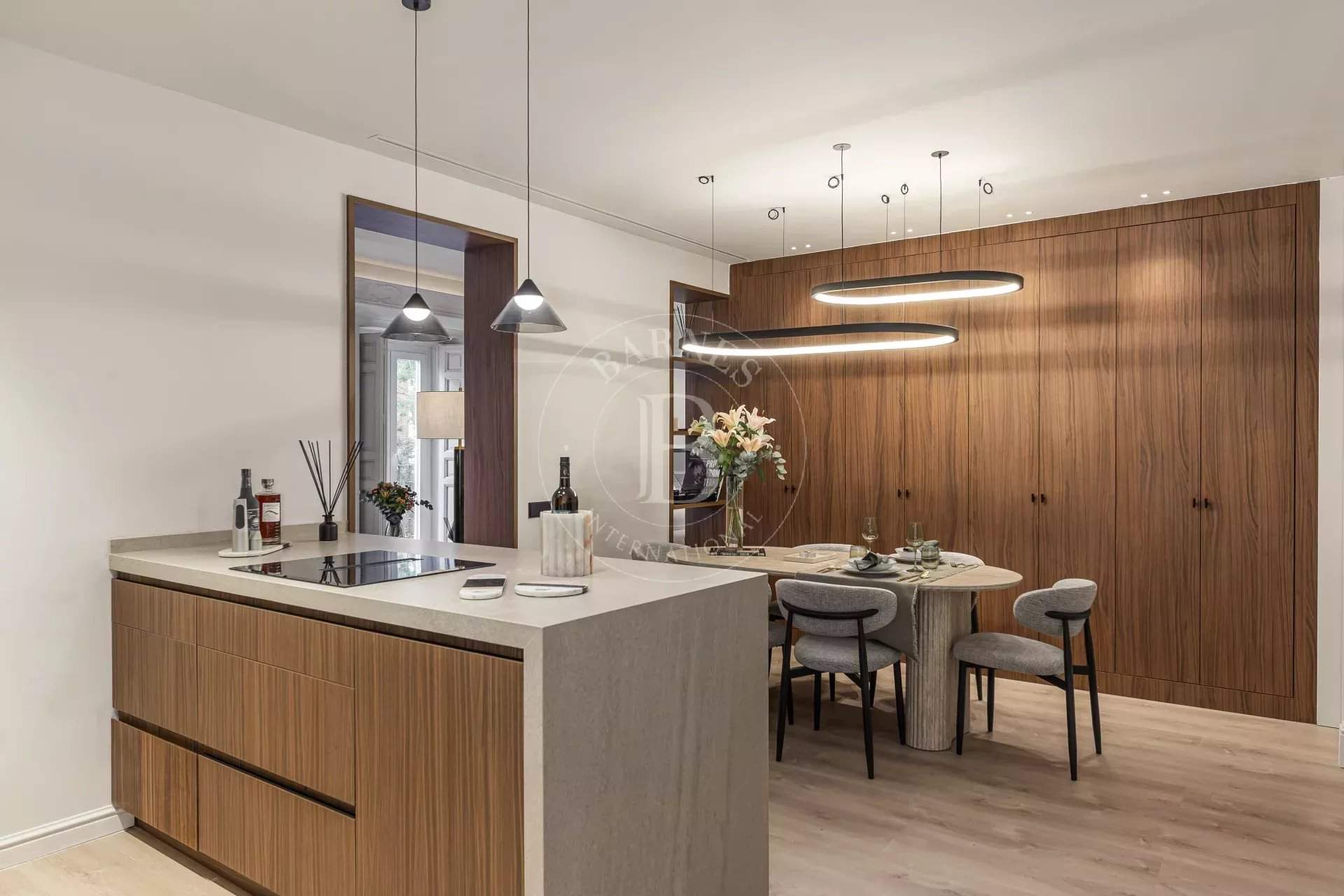 Madrid  - Apartment 3 Bedrooms - picture 12