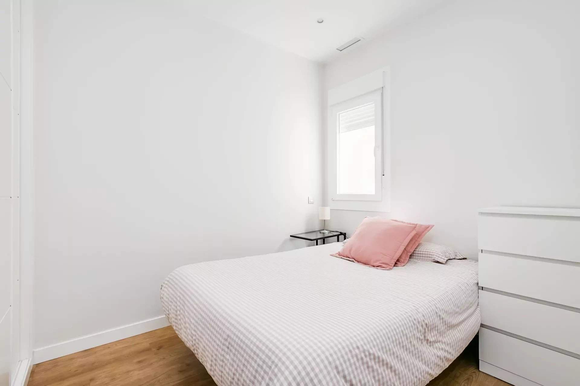 Madrid  - Apartment 3 Bedrooms - picture 11