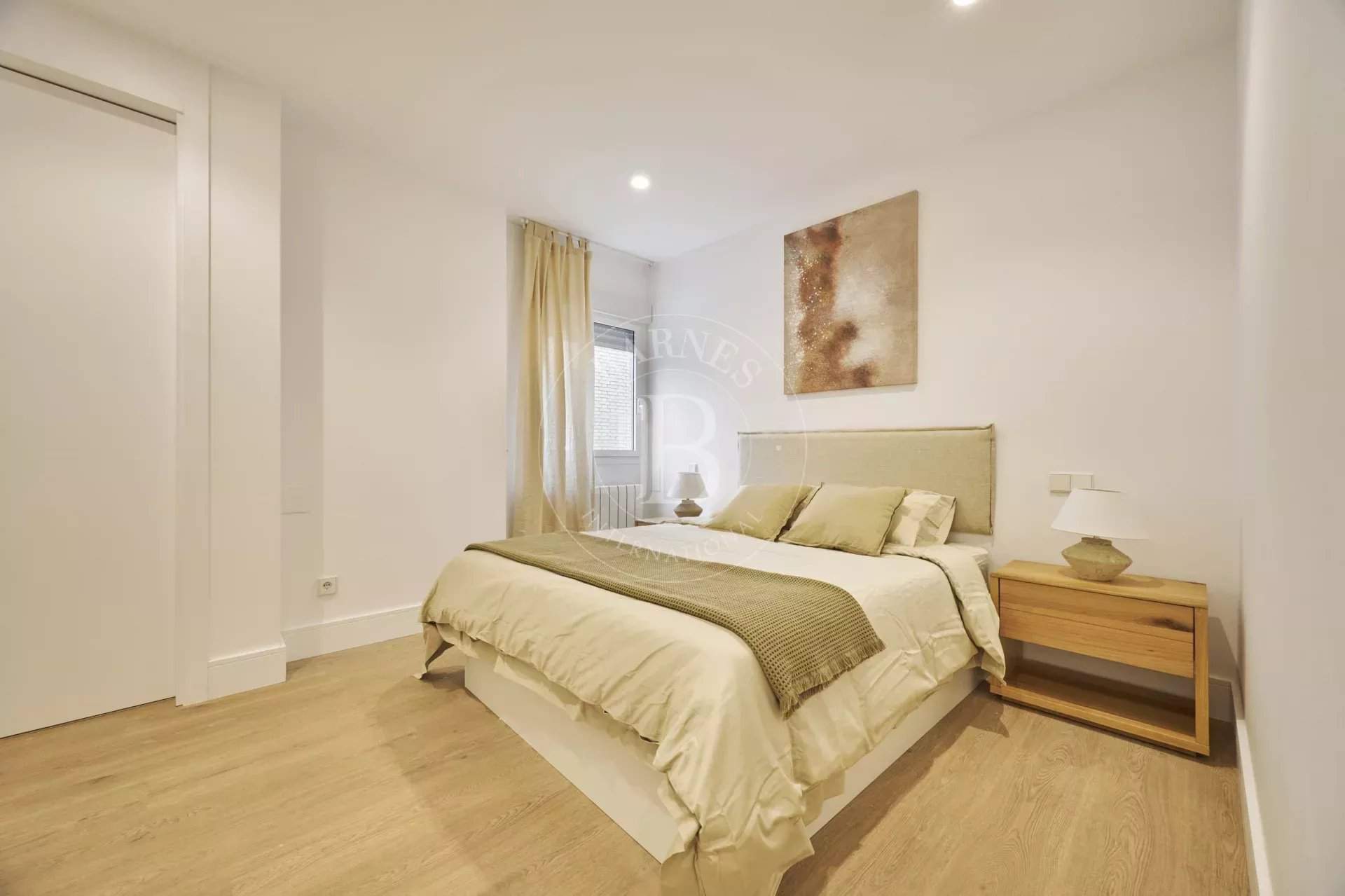 Madrid  - Apartment 4 Bedrooms - picture 7