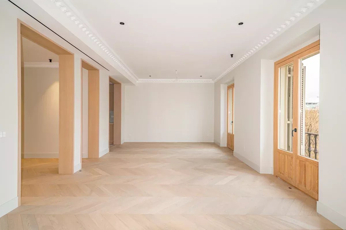 Madrid  - Apartment 4 Bedrooms - picture 4