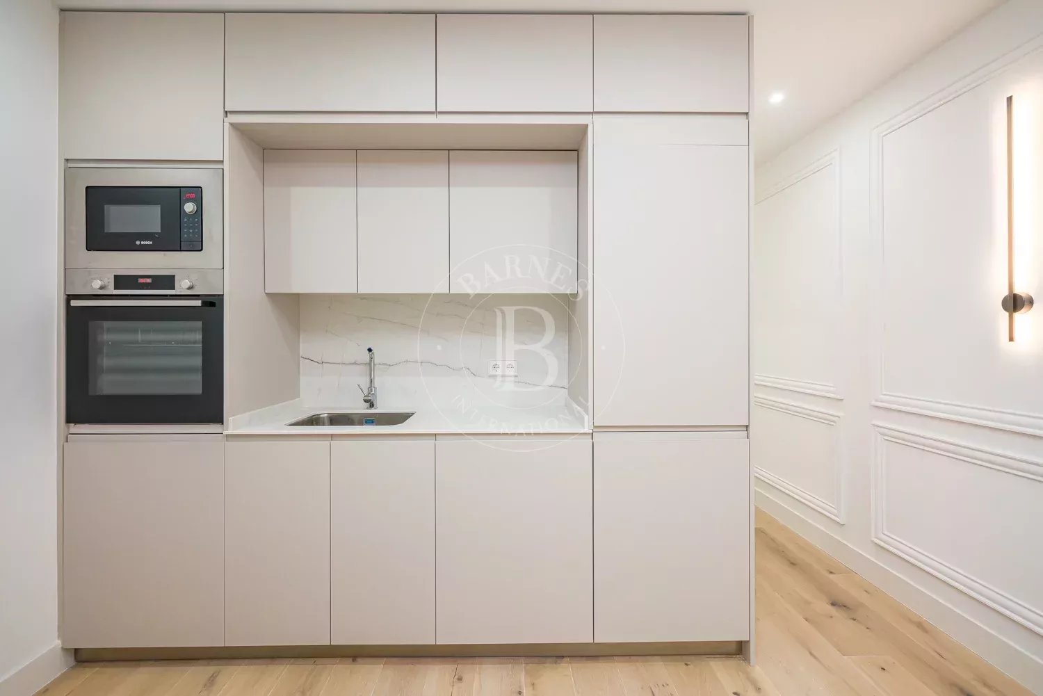 Madrid  - Apartment 3 Bedrooms - picture 9