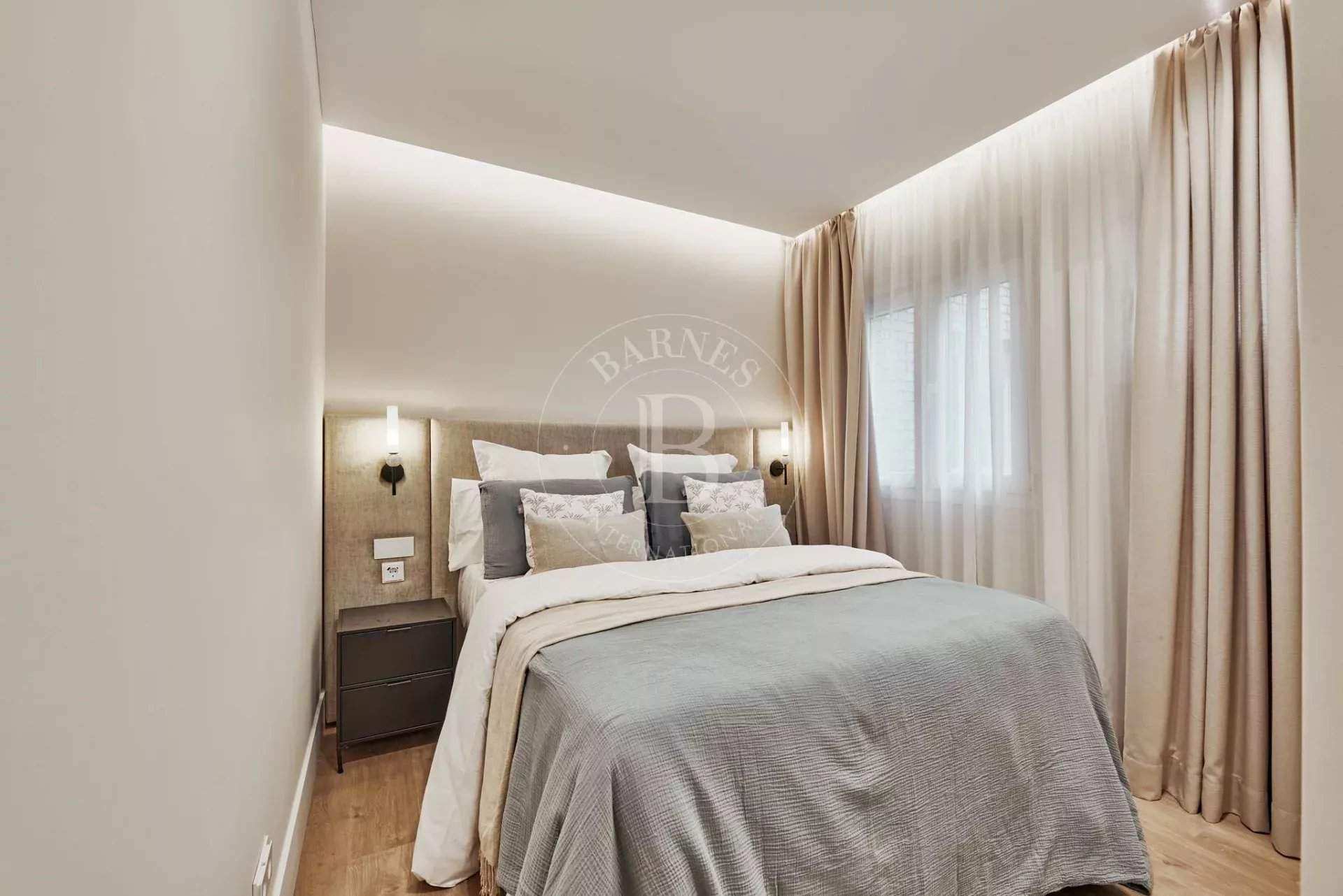 Madrid  - Piso  - picture 12