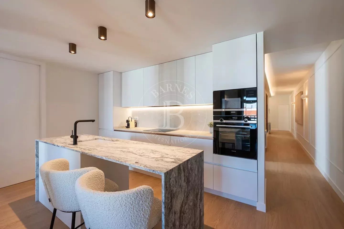 Madrid  - Apartment 4 Bedrooms - picture 7