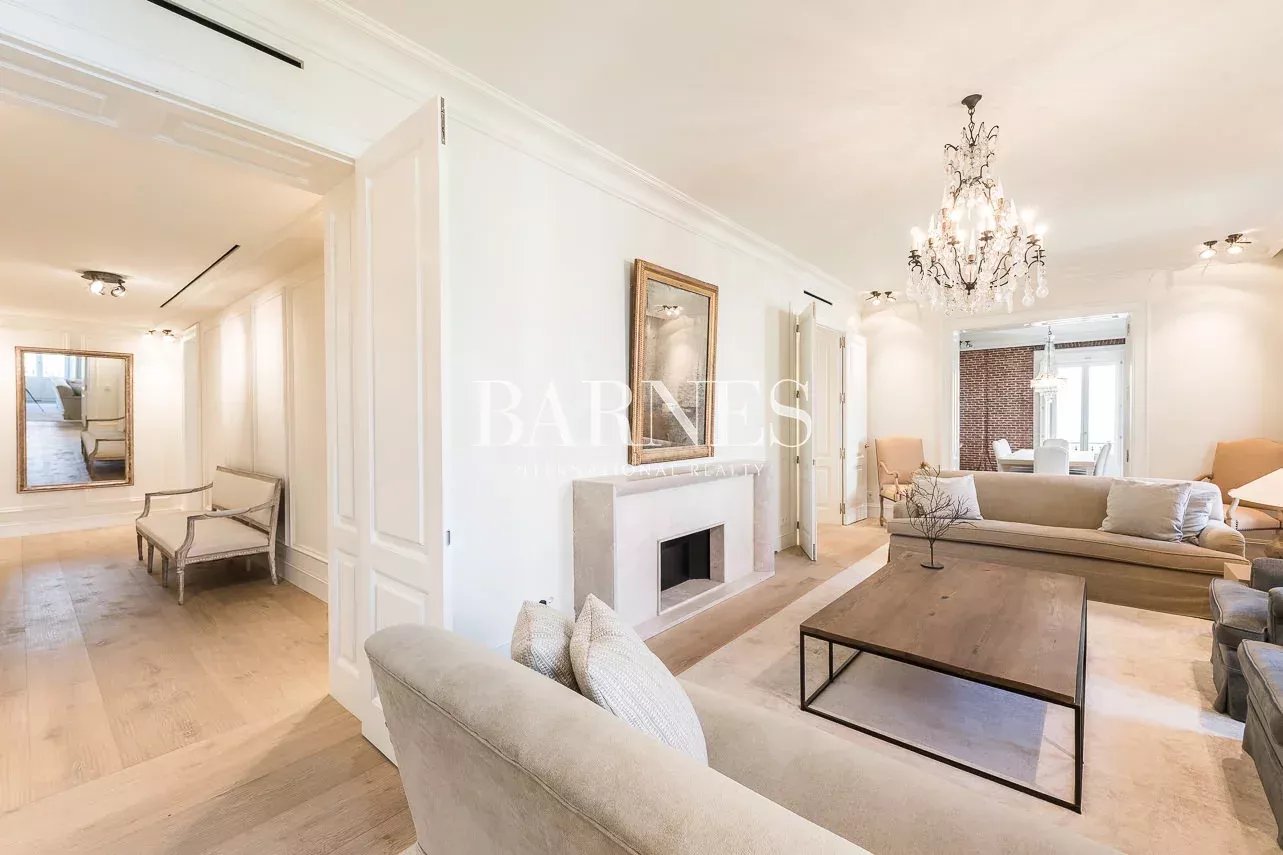 Madrid  - Apartment 6 Bedrooms - picture 1