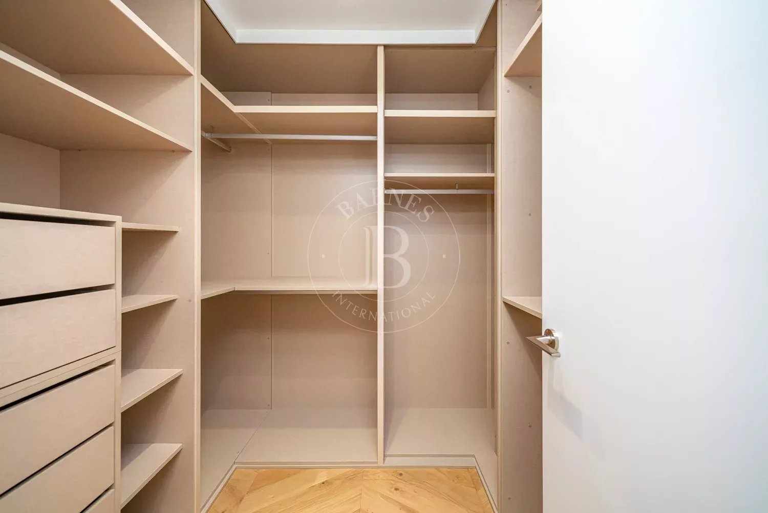 Madrid  - Apartment 3 Bedrooms - picture 11