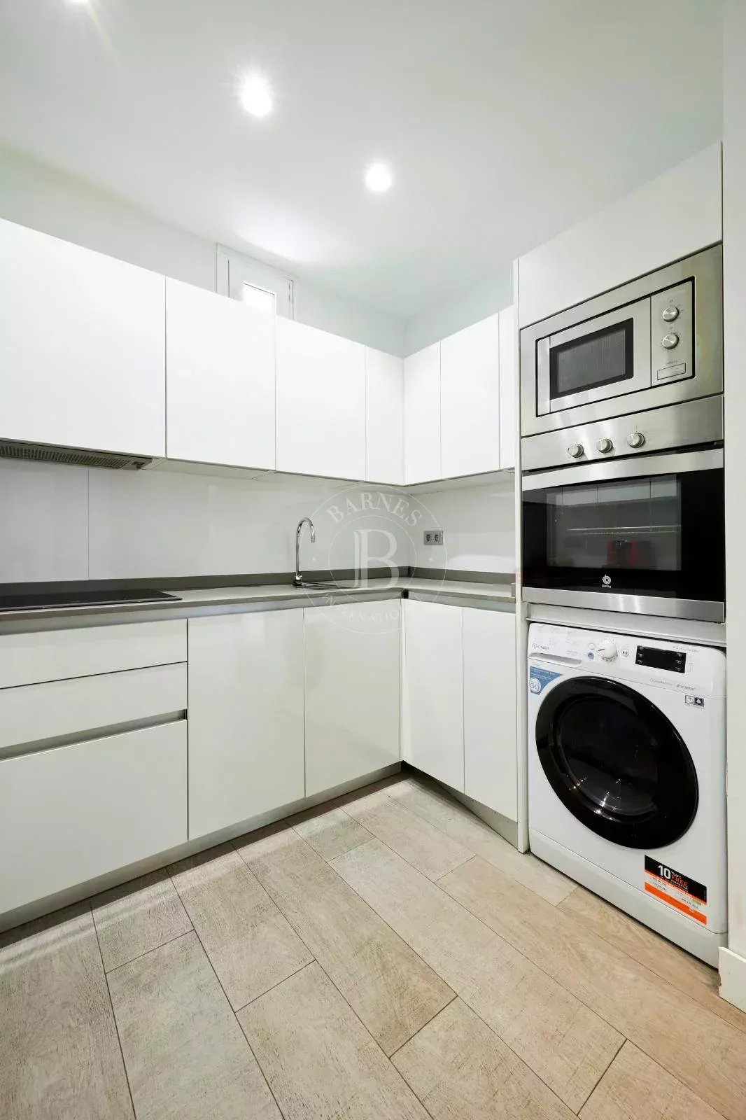 Madrid  - Apartment 4 Bedrooms - picture 8