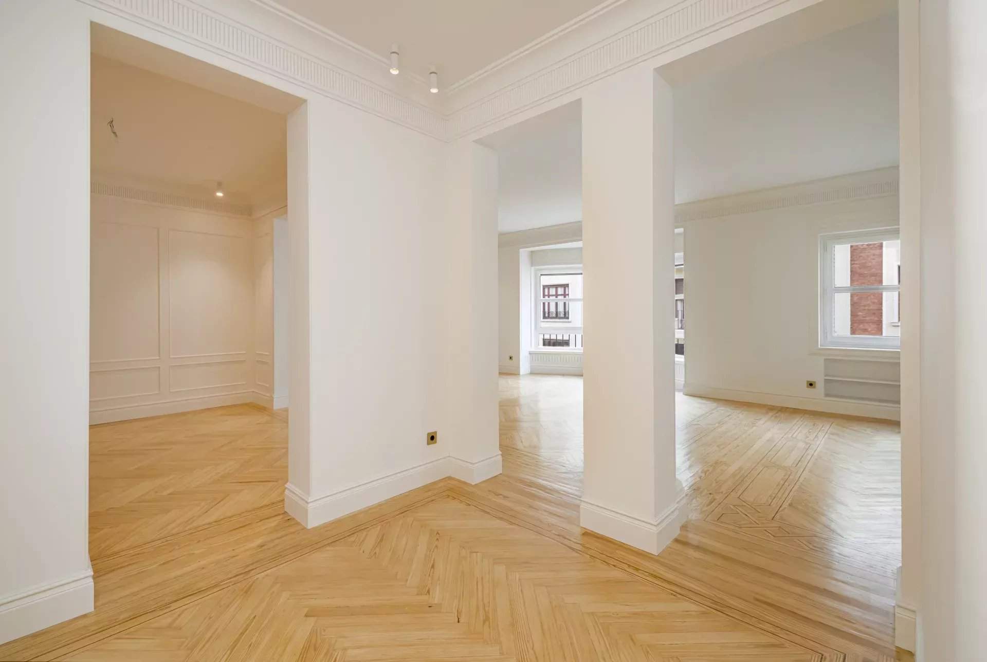 Madrid  - Apartment 4 Bedrooms - picture 13