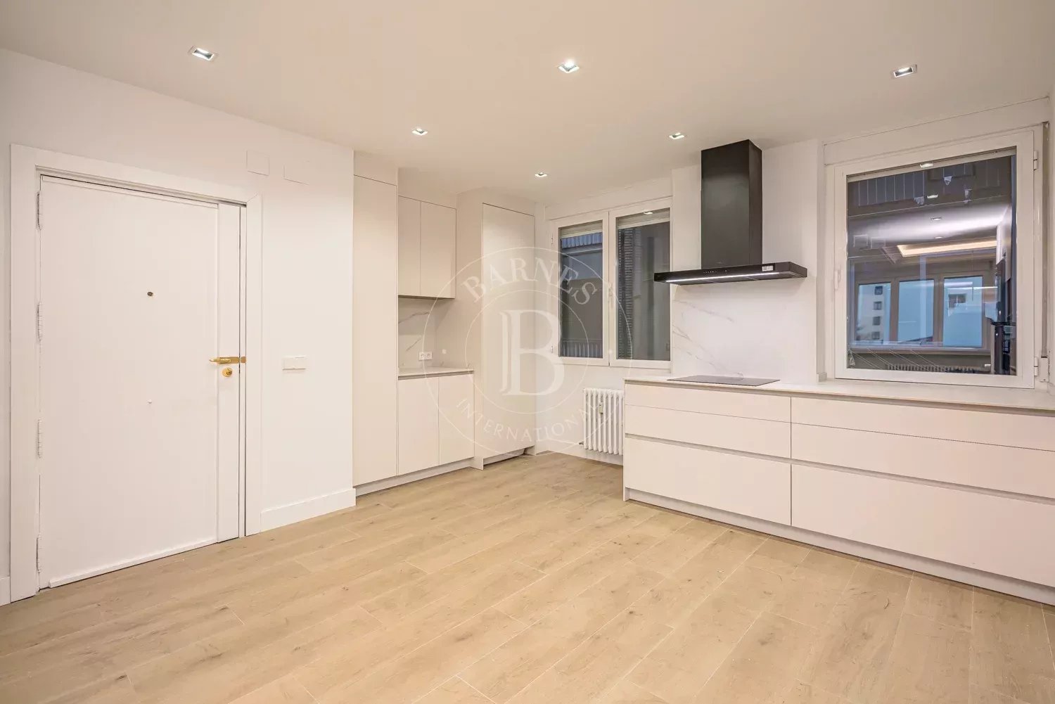 Madrid  - Apartment 3 Bedrooms - picture 11