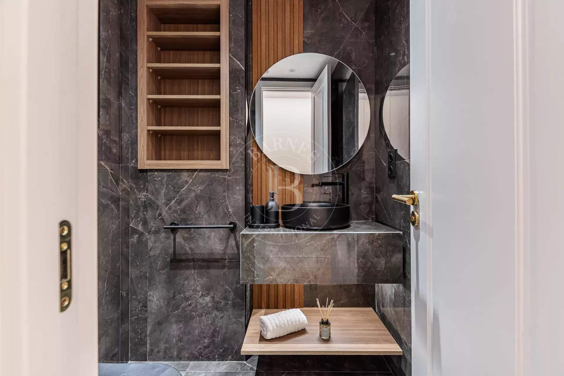 Madrid  - Apartment 3 Bedrooms - picture 8