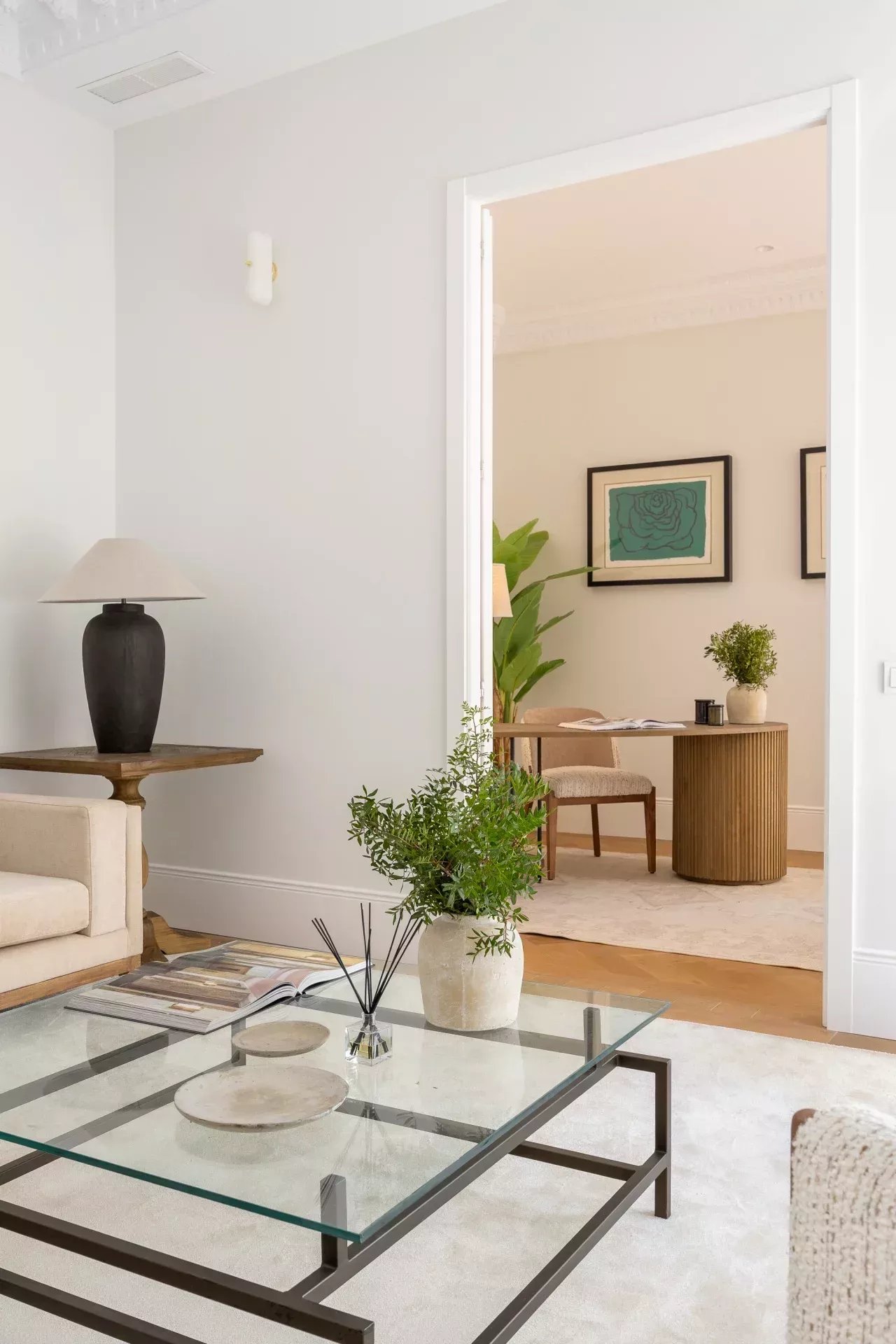 Madrid  - Apartment 5 Bedrooms - picture 4