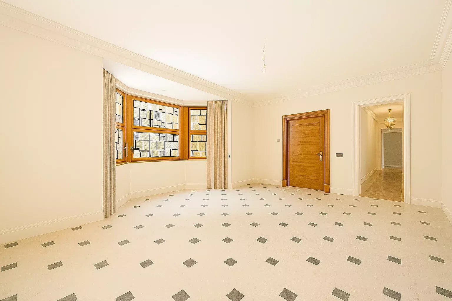 Madrid  - Apartment 4 Bedrooms - picture 10