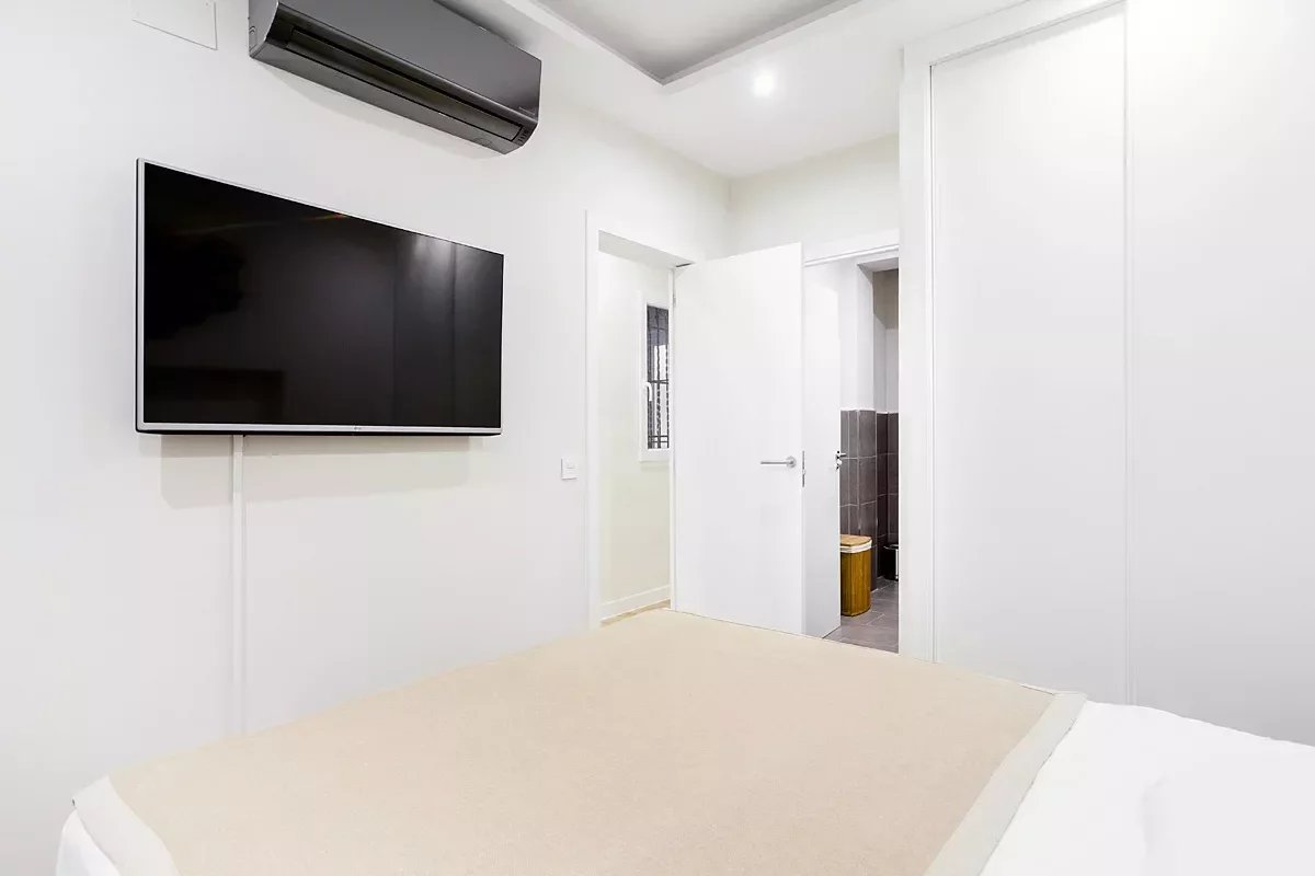 Madrid  - Apartment 2 Bedrooms - picture 13