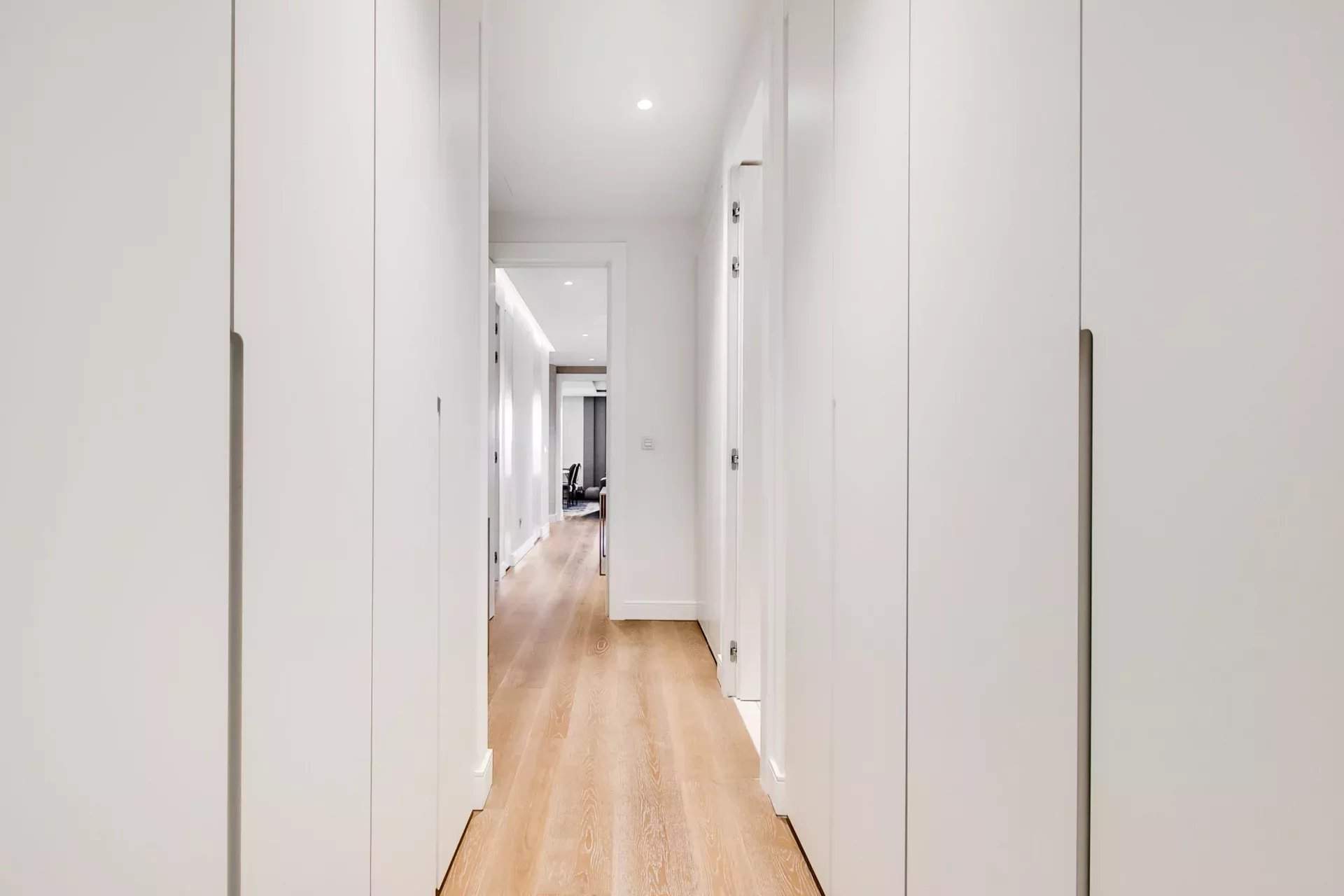 Madrid  - Apartment 2 Bedrooms - picture 12