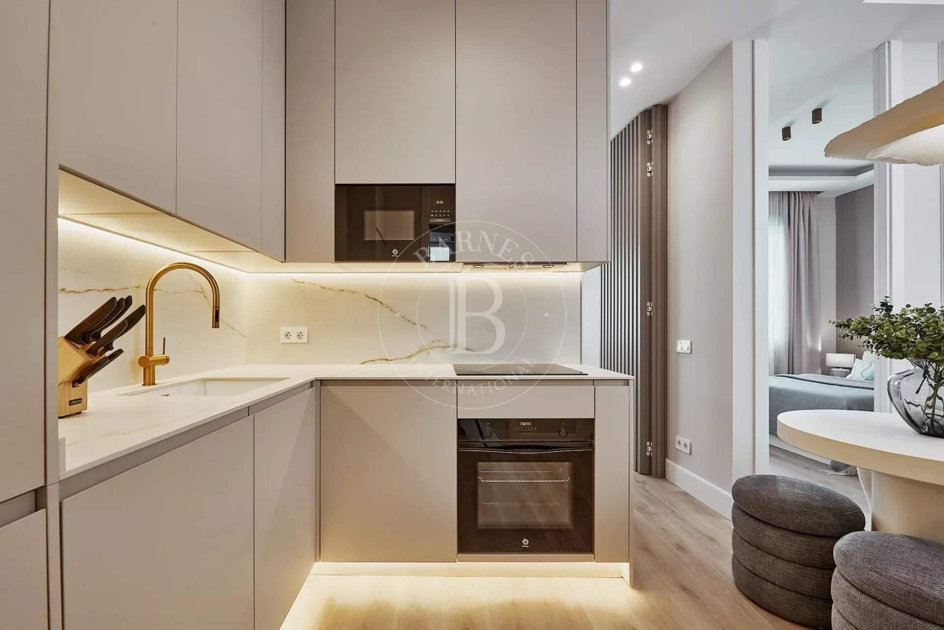 Madrid  - Apartment 2 Bedrooms - picture 2