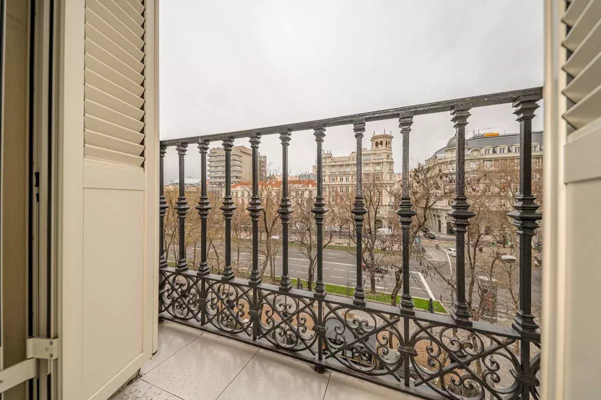 Madrid  - Apartment 4 Bedrooms - picture 10