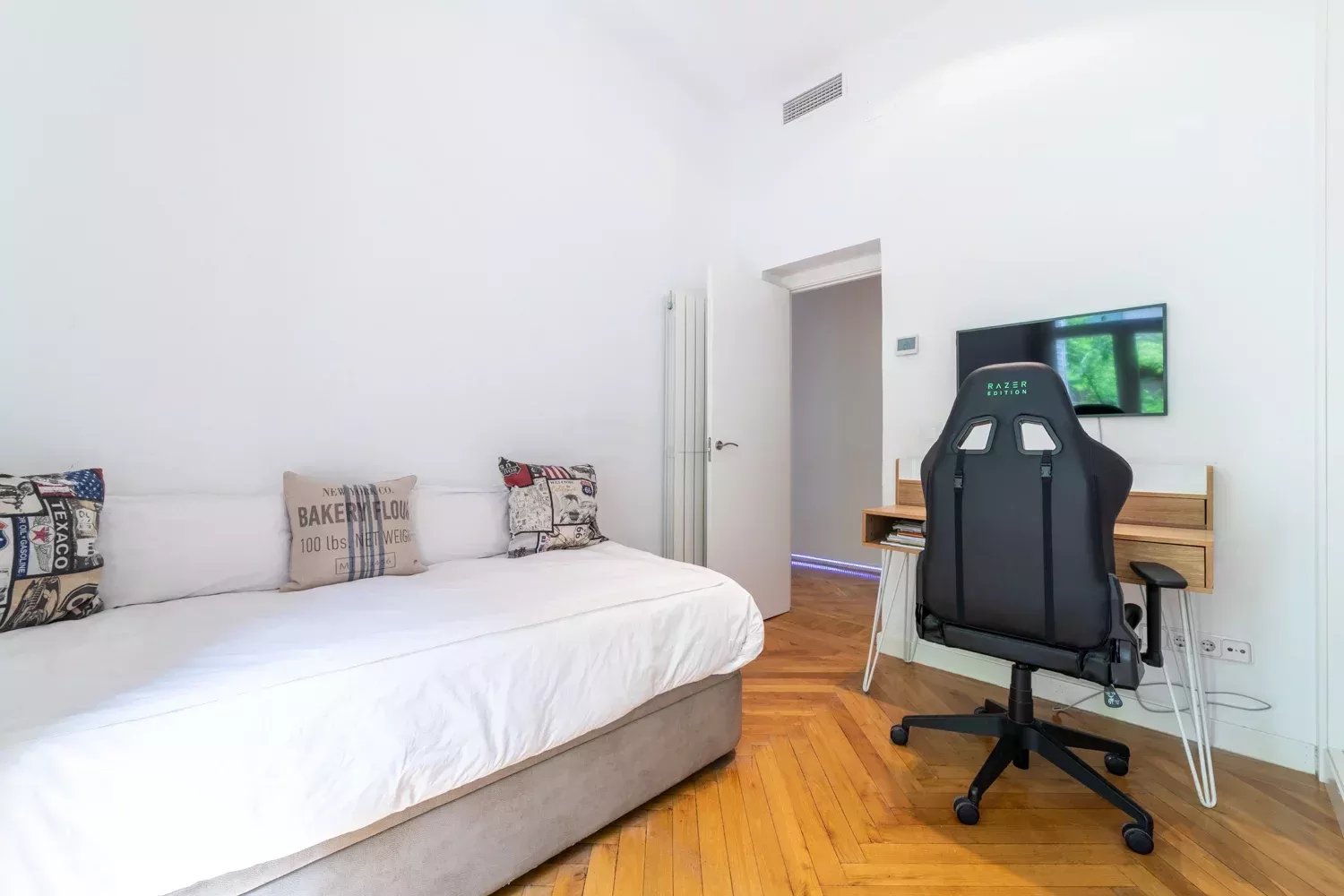 Madrid  - Apartment 3 Bedrooms - picture 12