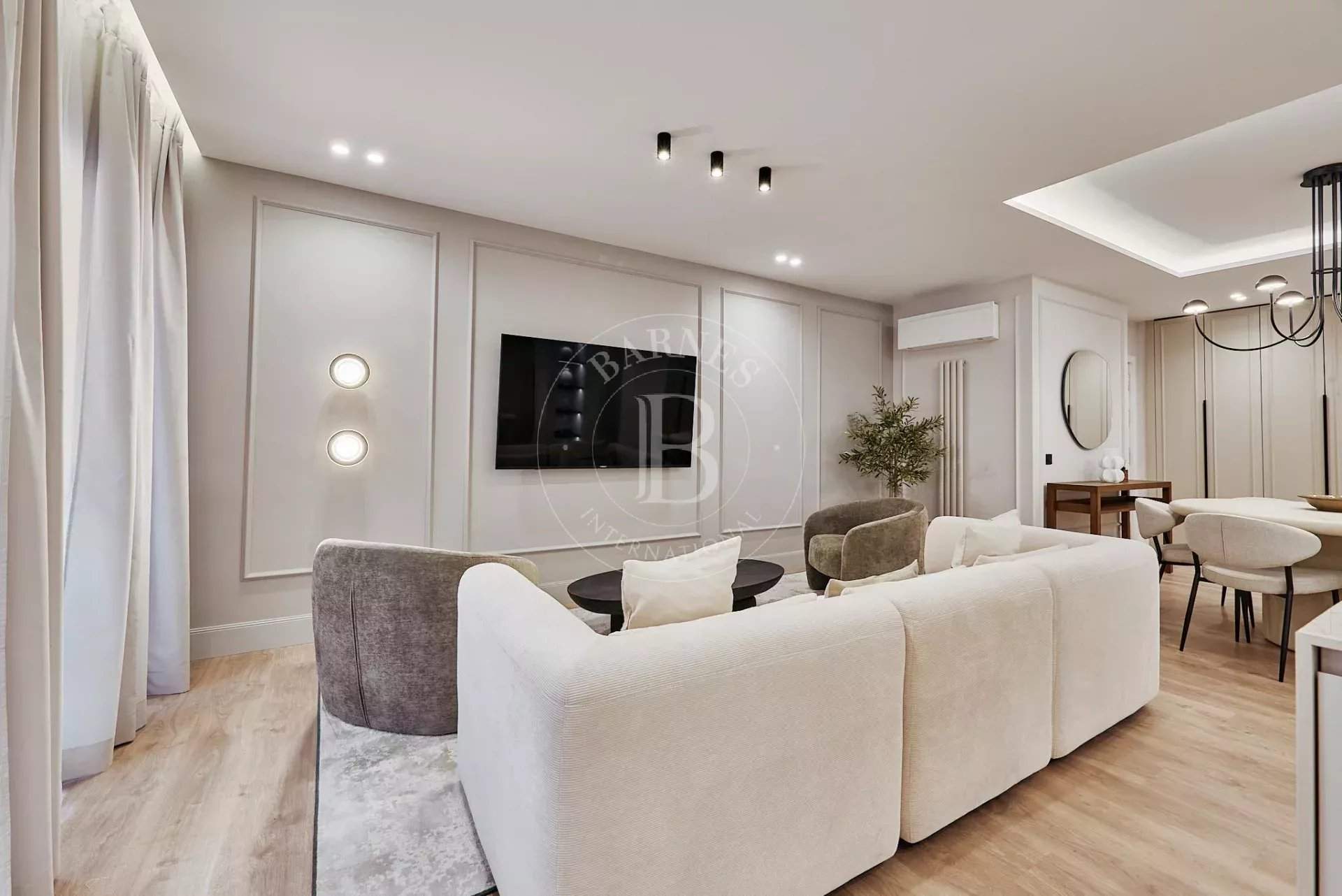 Madrid  - Apartment 3 Bedrooms - picture 9