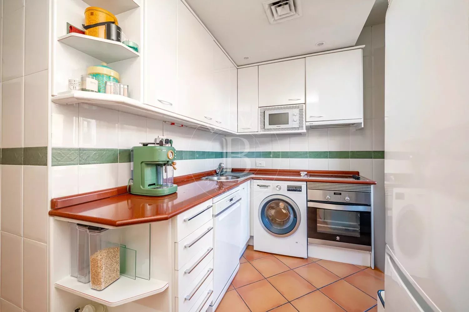 Madrid  - Apartment 2 Bedrooms - picture 14