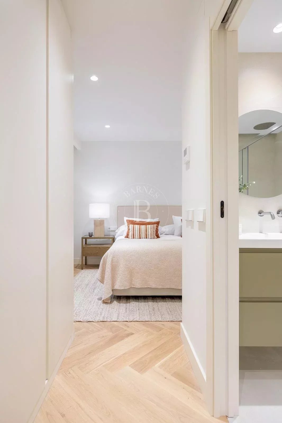 Madrid  - Apartment 3 Bedrooms - picture 15