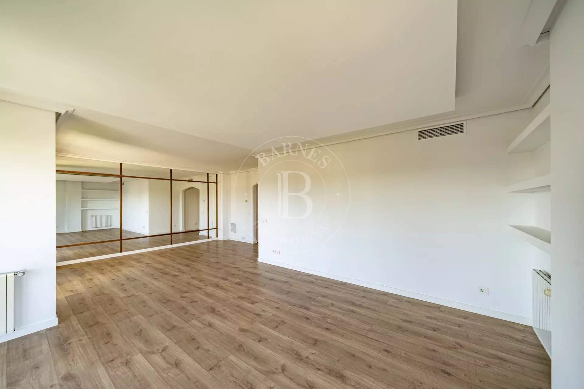 Madrid  - Penthouse 3 Bedrooms - picture 13