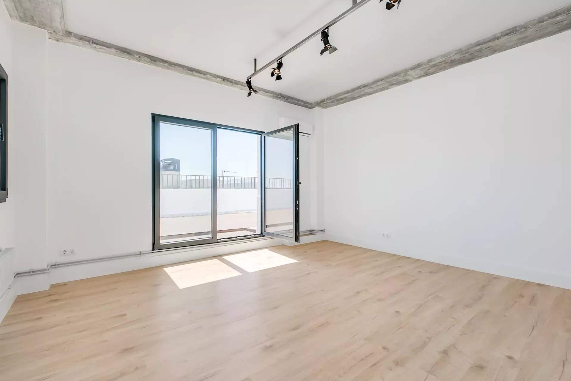 Madrid  - Ático 3 Cuartos 3 Habitaciones - picture 13