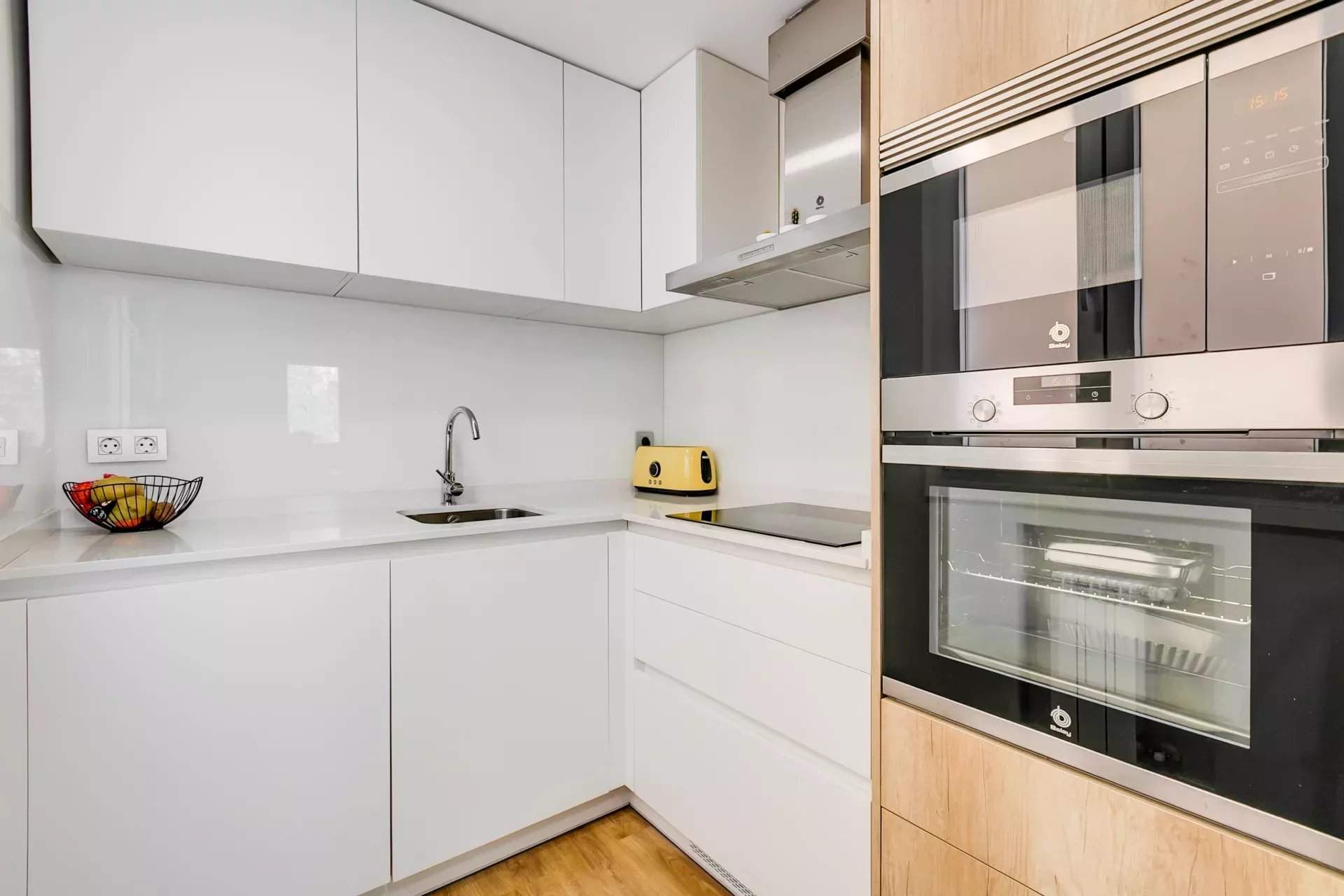 Madrid  - Apartment 3 Bedrooms - picture 8