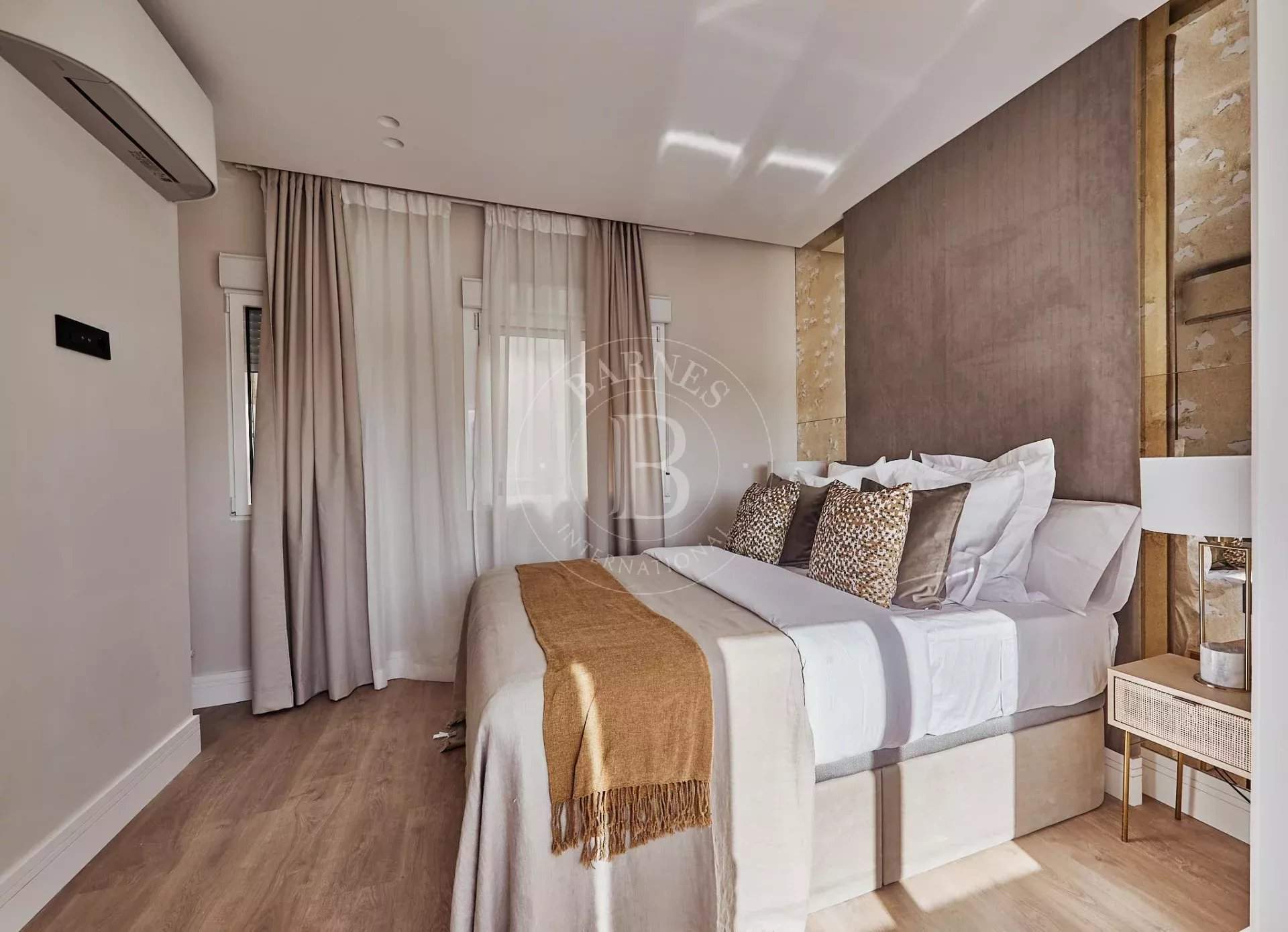 Madrid  - Apartment 3 Bedrooms - picture 13