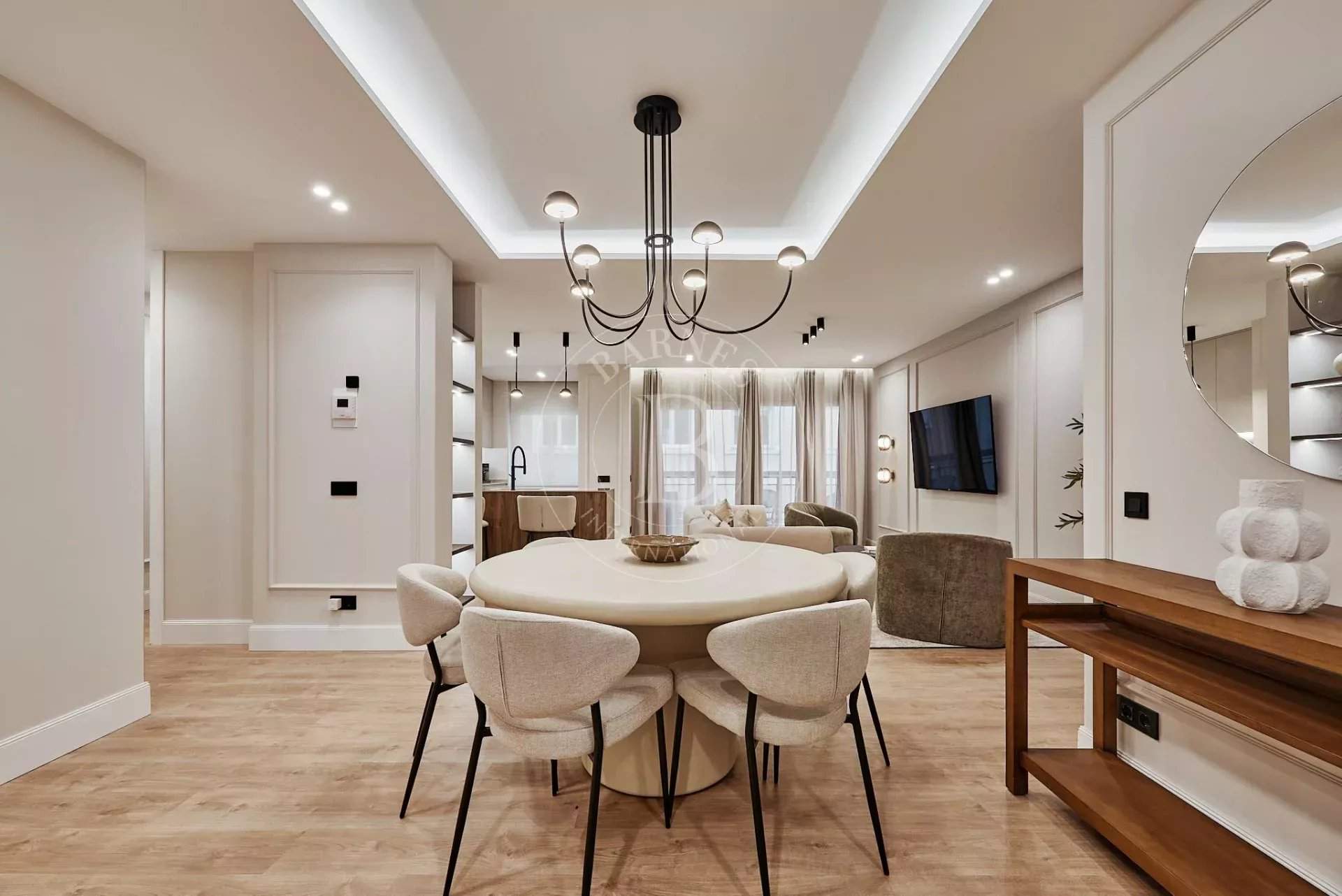 Madrid  - Apartment 3 Bedrooms - picture 14