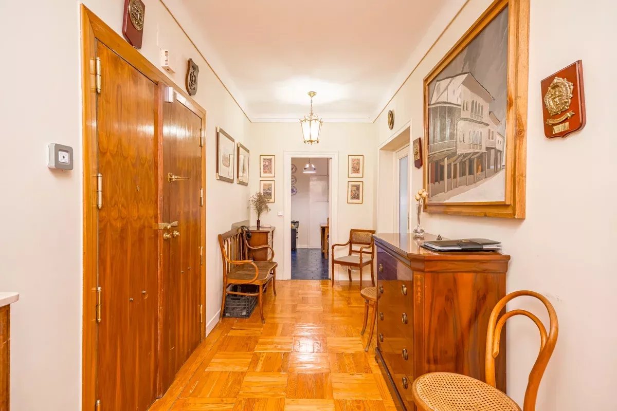 Madrid  - Piso 3 Cuartos 4 Habitaciones - picture 15